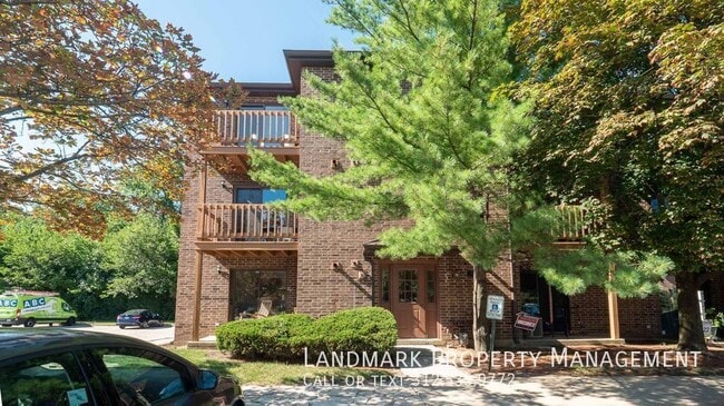property at 2250 Abbeywood Dr