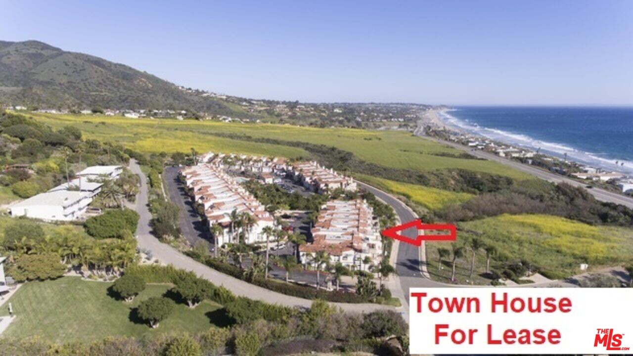 6408 Lunita Rd in Malibu, CA - Building Photo