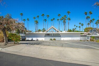 42391 Rancho Las Palmas Dr in Rancho Mirage, CA - Building Photo - Building Photo