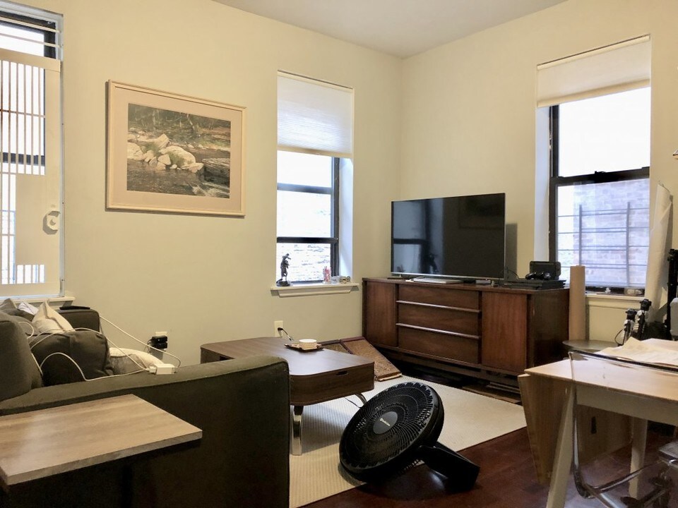 235 W 146th St-Unit -11-A in New York, NY - Building Photo