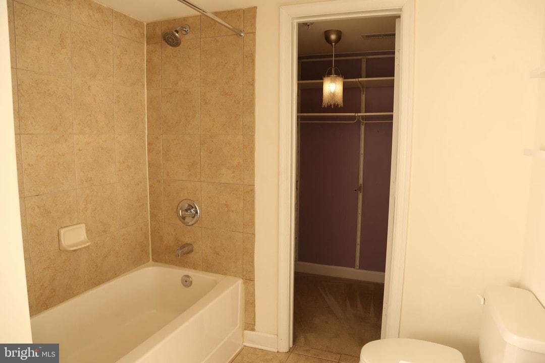 5414 1st Pl NW-Unit -202 in Washington, DC - Building Photo