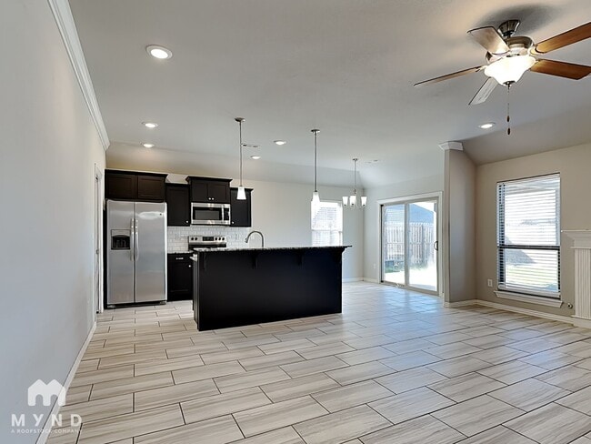 480 Holly St in Centerton, AR - Building Photo - Building Photo