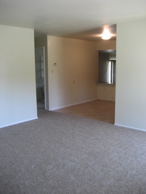 1808 Pole Line Rd in Davis, CA - Building Photo - Building Photo