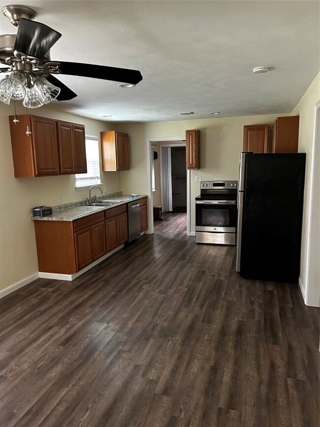 property at 17811 Bamwood Rd
