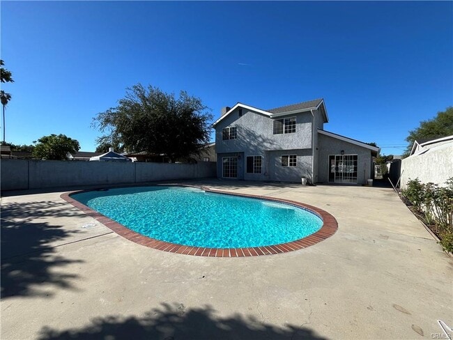 property at 7522 Balcom Ave