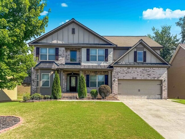 property at 2435 Manor View