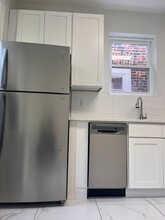 256 Dwight St in Jersey City, NJ - Foto de edificio - Building Photo