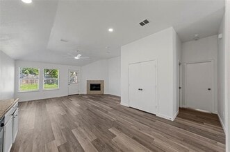 108 Lakefront Dr in Wylie, TX - Foto de edificio - Building Photo