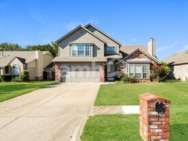 3100 W Hartford St in Broken Arrow, OK - Building Photo