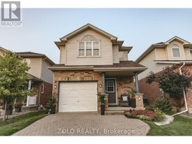 165 Windflower Dr in Kitchener, ON - Building Photo