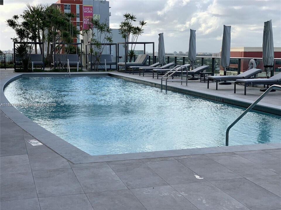 1600 NE 1st Ave, Unit 1114 in Miami, FL - Building Photo