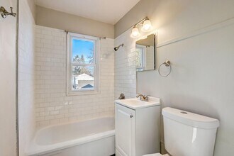 5804 W Silver Spring Dr in Milwaukee, WI - Building Photo - Building Photo