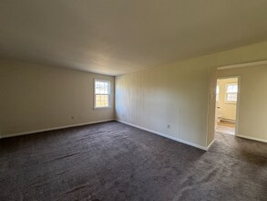 23 Orchard Hills Dr-Unit -F in Boyertown, PA - Building Photo - Building Photo