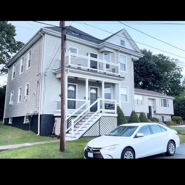 property at 25 Old Oak Ave