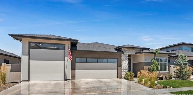 680 E Sicily Dr in Meridian, ID - Building Photo - Building Photo