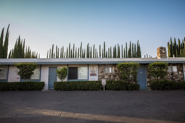 Northview Terrace in Yucaipa, CA - Foto de edificio - Building Photo