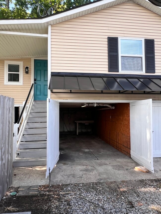 property at 3709 1/2 Bauvais St