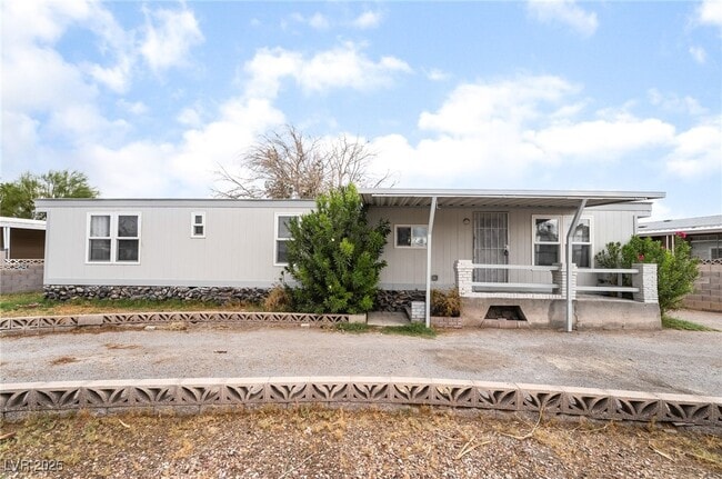 property at 2847 Mammoth Ct