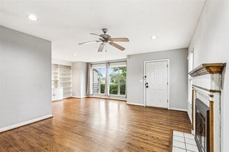 6441 Calmont Ave in Fort Worth, TX - Building Photo - Building Photo