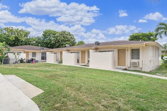 6032 SW 25th St in Miramar, FL - Building Photo - Primary Photo