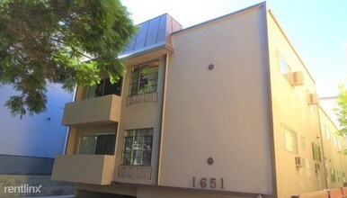 1621 Barry Ave in Los Angeles, CA - Building Photo - Building Photo