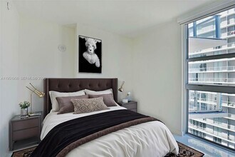 1100 S Miami Ave, Unit 3107 in Miami, FL - Building Photo - Building Photo