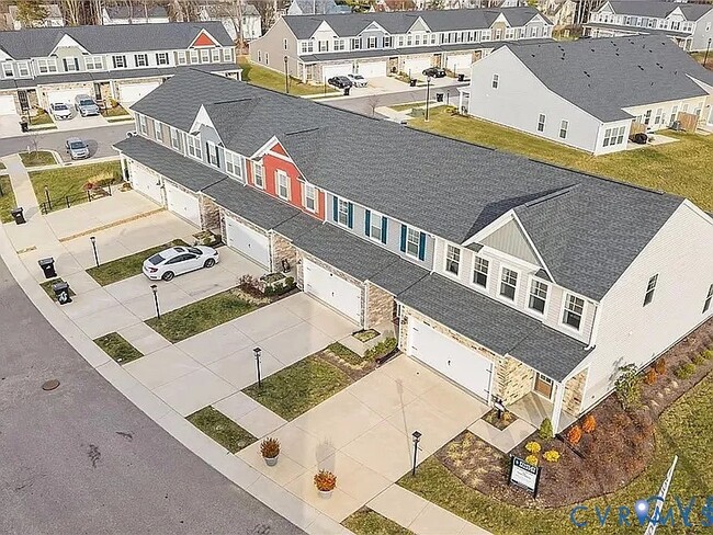 property at 670 Brookwood Glen Terrace