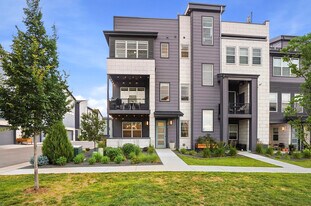 6793 Navajo Way in Denver, CO - Building Photo