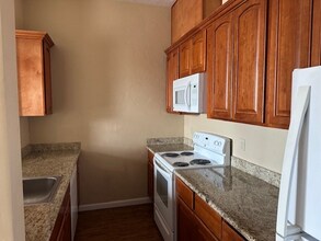 195 N 2nd W-Unit -2 D in Mountain Home, ID - Building Photo - Building Photo