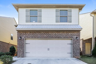 1213 Faye Ct in Mcdonough, GA - Building Photo