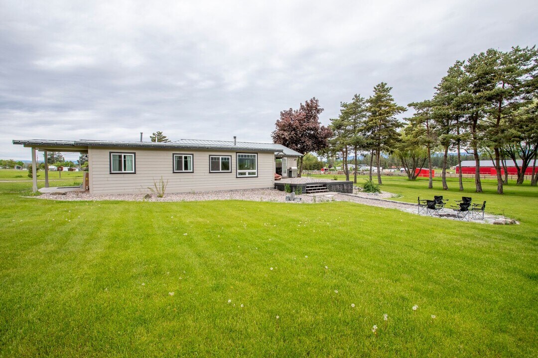 592 Homestake Trail in Columbia Falls, MT - Building Photo