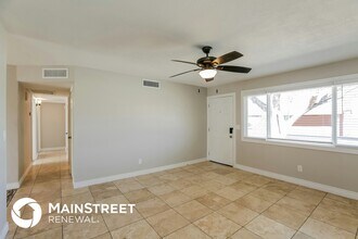 18205 North 25th Pl in Phoenix, AZ - Building Photo - Building Photo