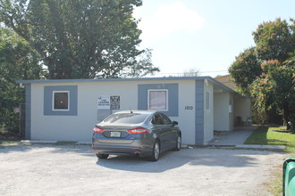 1210 NW 2nd St in Fort Lauderdale, FL - Building Photo - Primary Photo