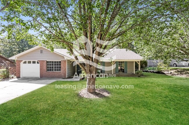 5341 Brookhollow Dr in Jackson, MS - Building Photo - Building Photo