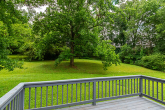 10280 Long Meadow Rd in Madison, AL - Foto de edificio - Building Photo