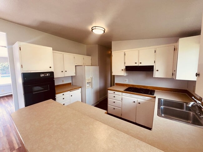 property at 3005 Eureka St