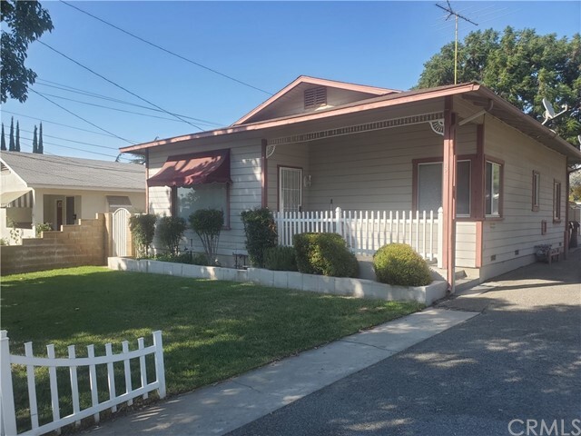 131 Norwood St-Unit -A in Redlands, CA - Foto de edificio