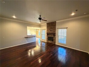 3302 SW Briar Creek Ave in Bentonville, AR - Building Photo - Building Photo