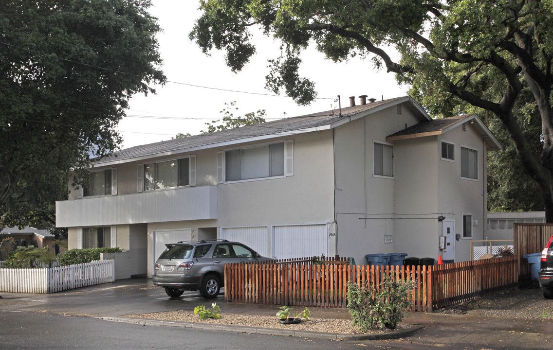 190-194 Webster St in Palo Alto, CA - Building Photo