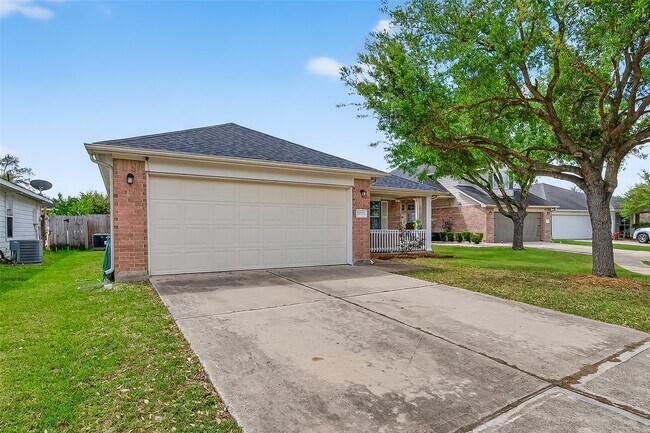 19755 Cozy Cabbin Dr in Katy, TX - Building Photo - Building Photo