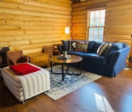 1709 Bernina Dr in Pine Mountain Club, CA - Foto de edificio - Building Photo