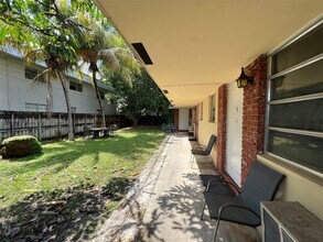4841 SW 45th Ave-Unit -1 in Fort Lauderdale, FL - Building Photo - Building Photo