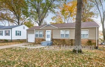 10128 Ashbrook Dr in St. Louis, MO - Building Photo - Building Photo