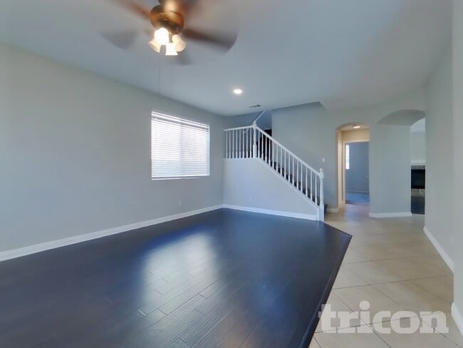 5741 Spice St in Lancaster, CA - Building Photo - Building Photo