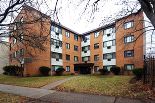 Ridge Court Apartments