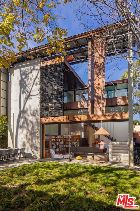 615 Woodlawn Ave in Los Angeles, CA - Building Photo - Building Photo