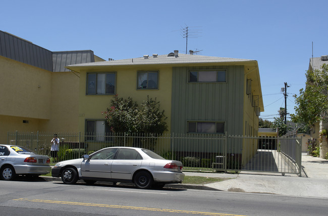 119 N Normandie Ave in Los Angeles, CA - Building Photo - Building Photo