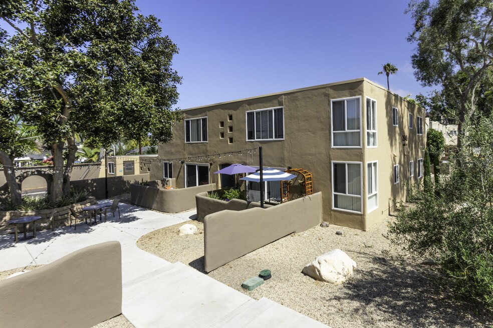 Mariposa Apartments Carlsbad, CA Apartments For Rent