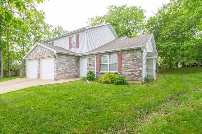 property at 1316 Valley Creek Ln