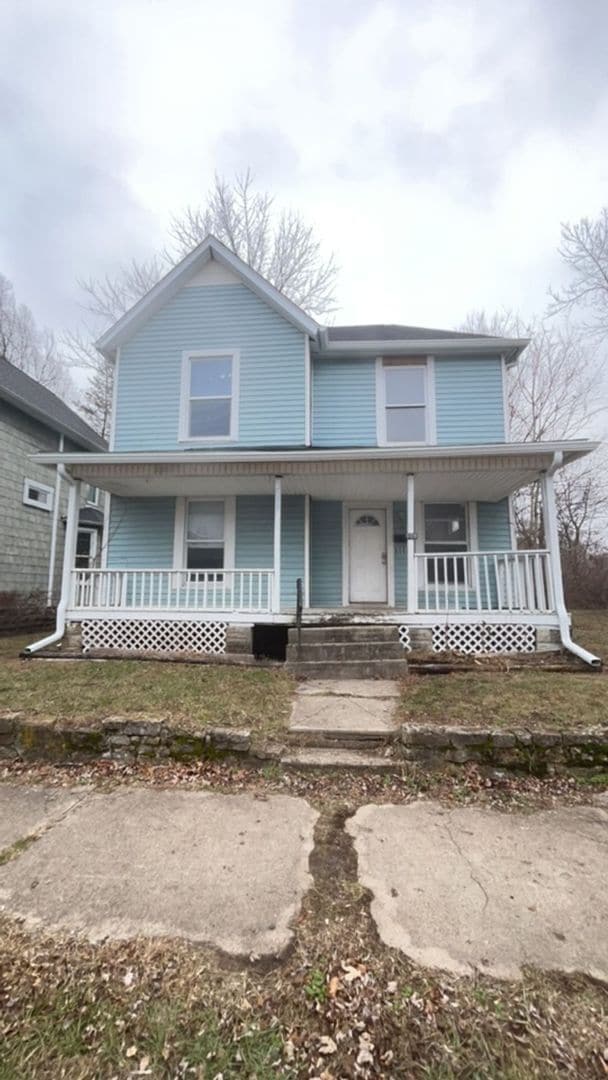 property at 808 N Jefferson St